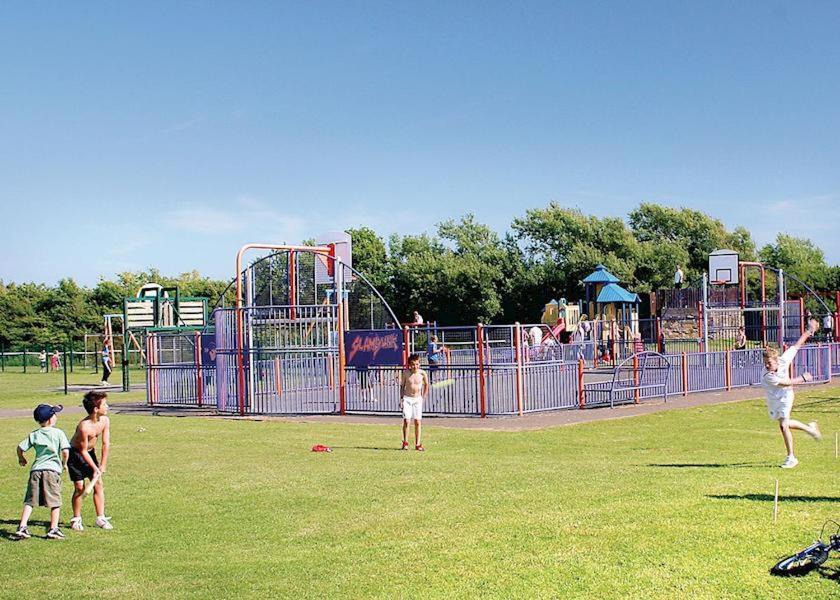185 Holiday Resort Unity Berrow Екстериор снимка